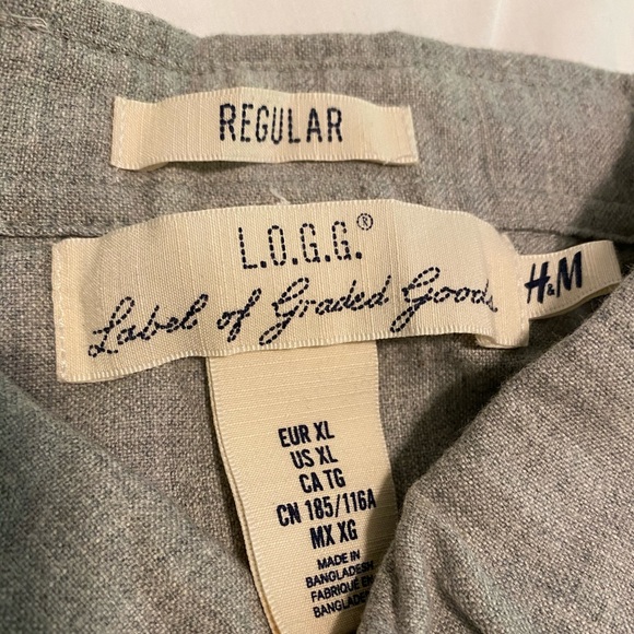 Men’s Button-Up Shirt - Picture 4 of 4